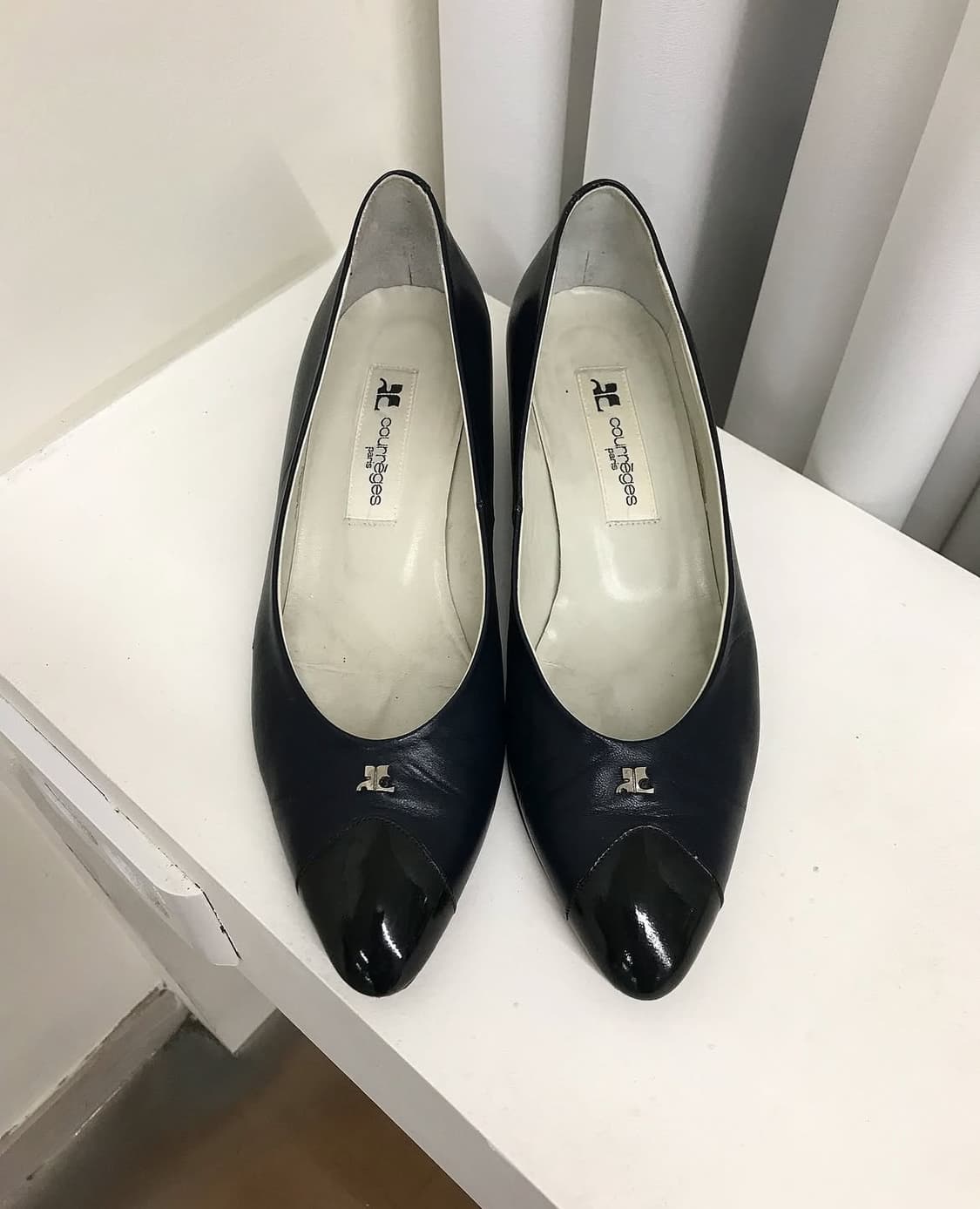 꾸레쥬 은장 구두 상품이미지3