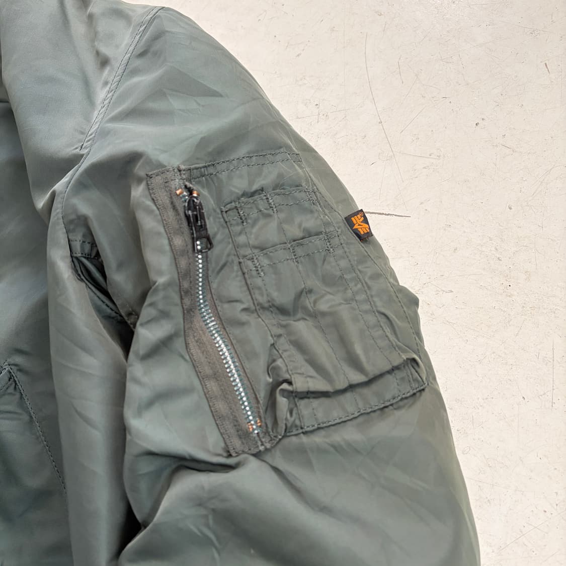 90s USA 알파 인더스트리 빈티지 MA-1 플라이트 자켓 L 상품이미지5