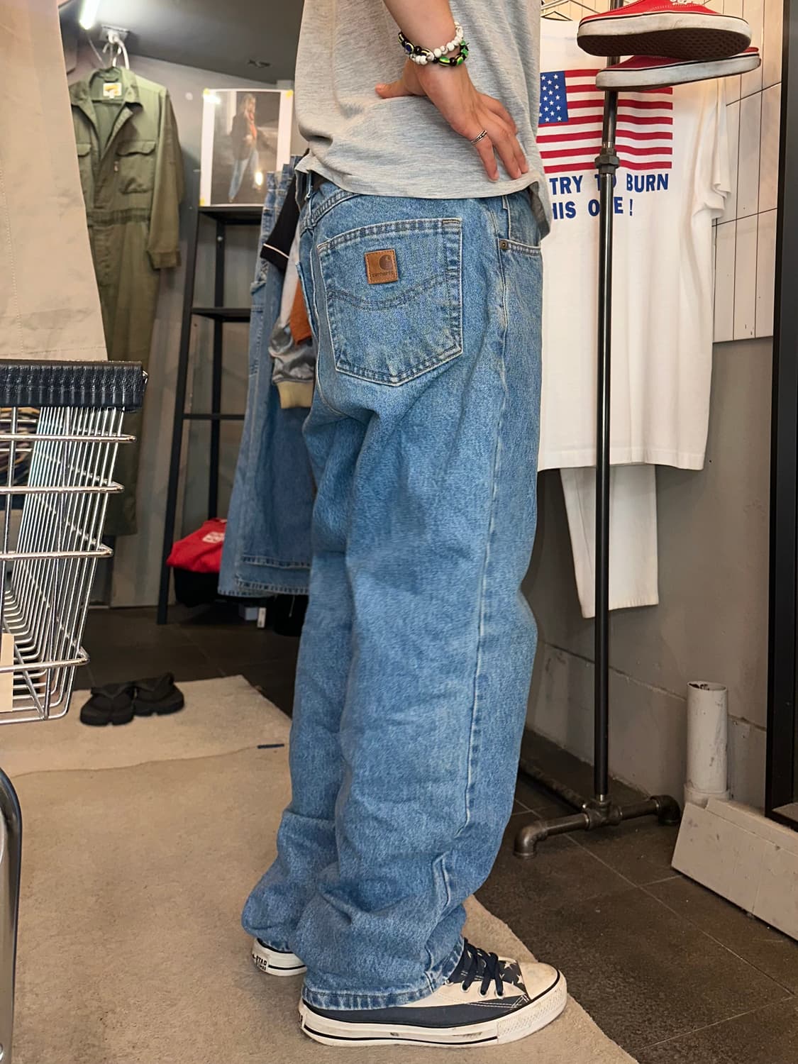 00’s Carhartt washed medium denim pants 상품이미지3