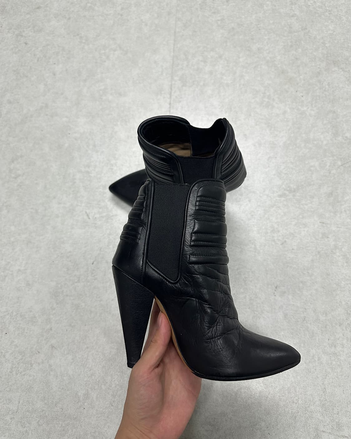 IRO 상품이미지2