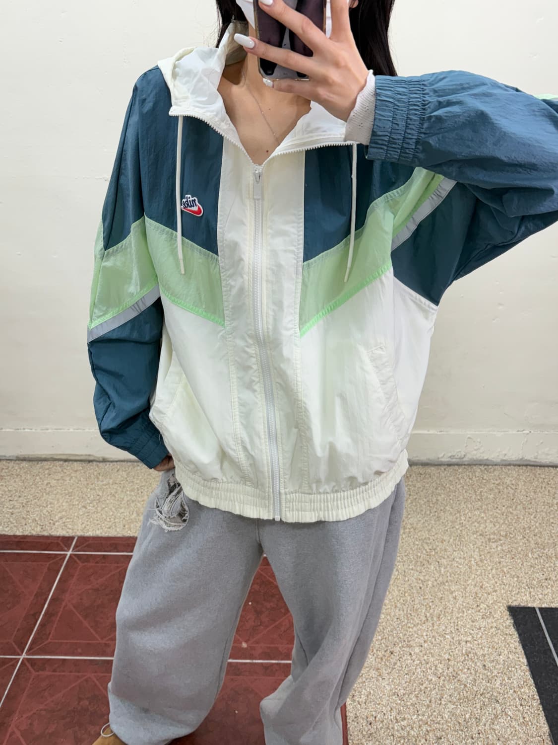 나이키 바람막이  상품이미지2