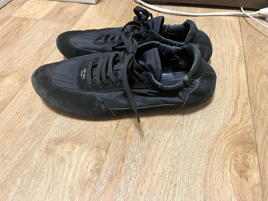 프라다 컬랩스 블랙 uk8 270 판매 상품이미지2