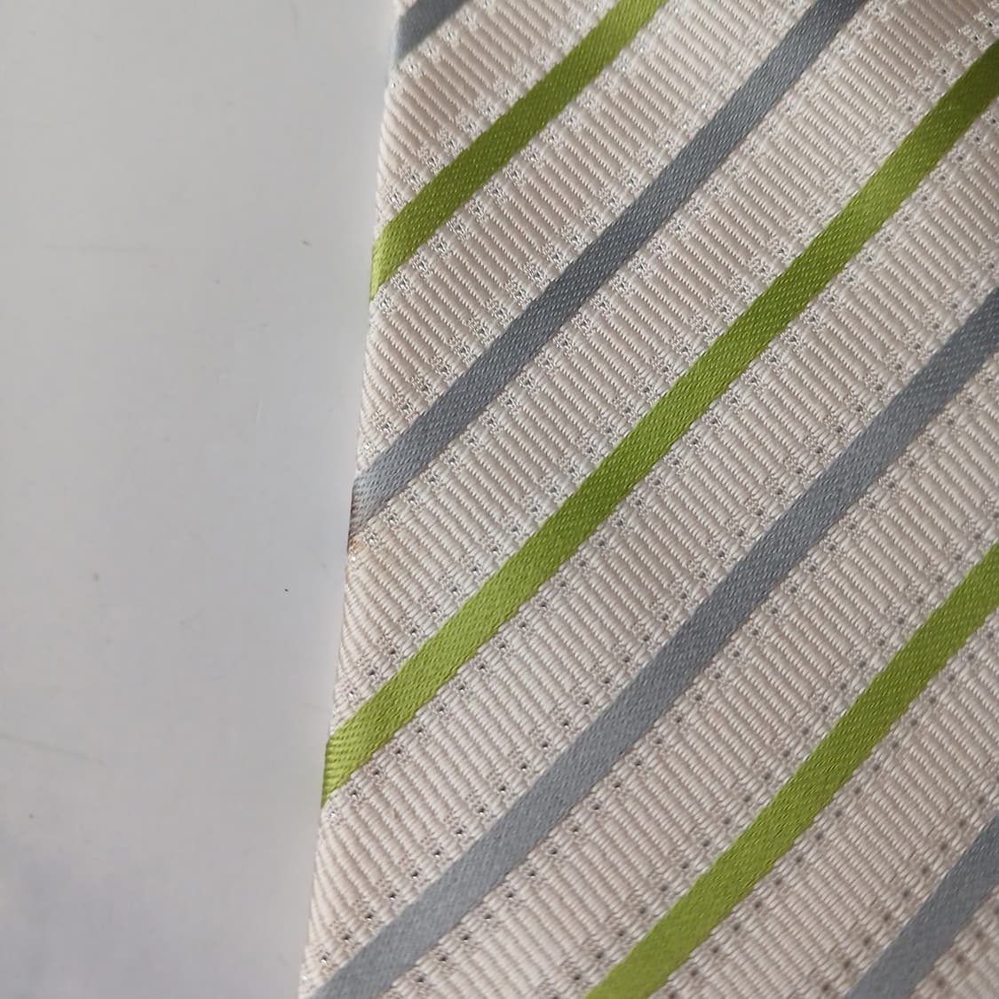 아쿠아스큐텀 실크 스트라이프 넥타이 9.3cm A등급 A19123
 상품이미지8