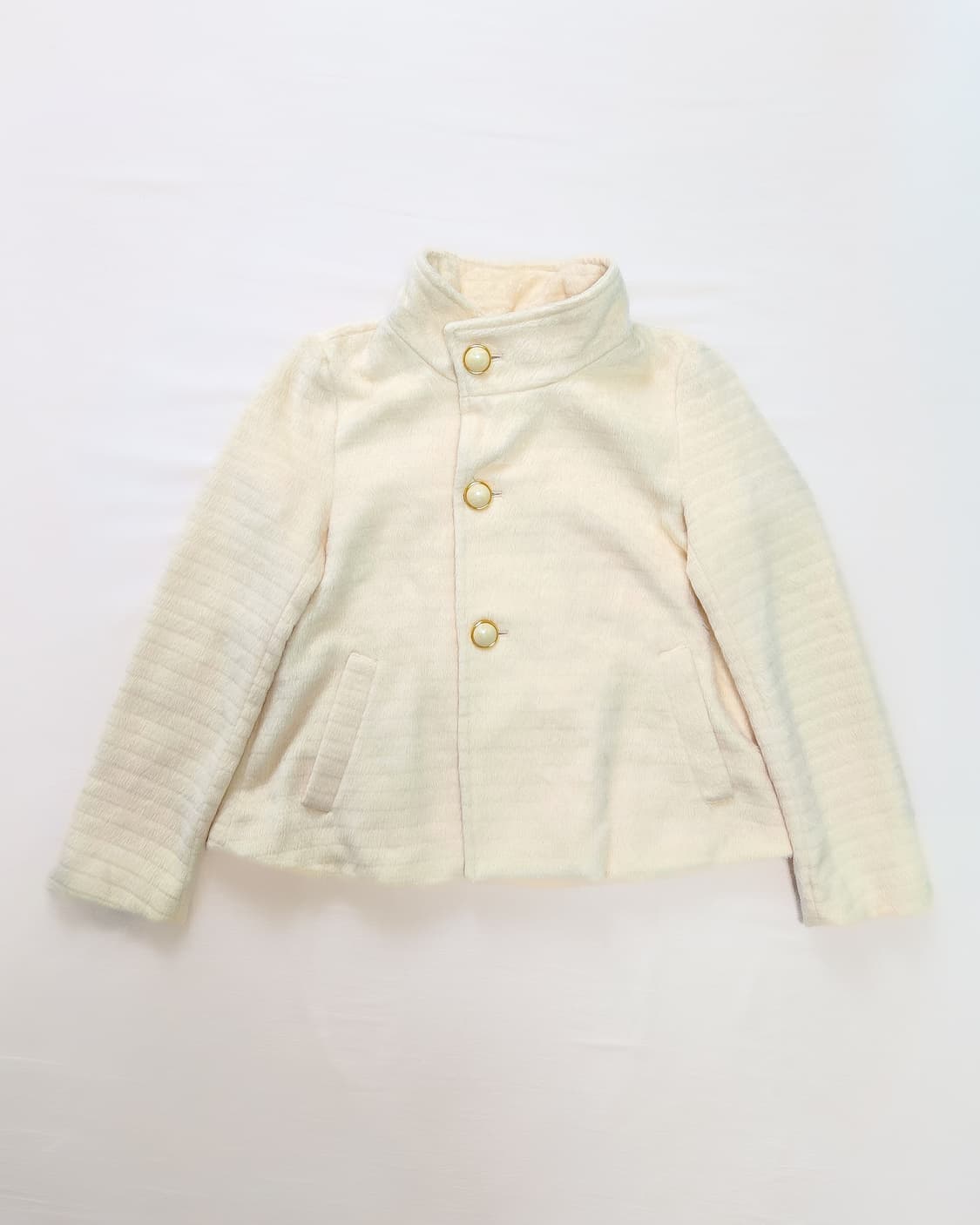 로페 피크닉 크림 소프트 텍스쳐 숏코트 상품이미지2