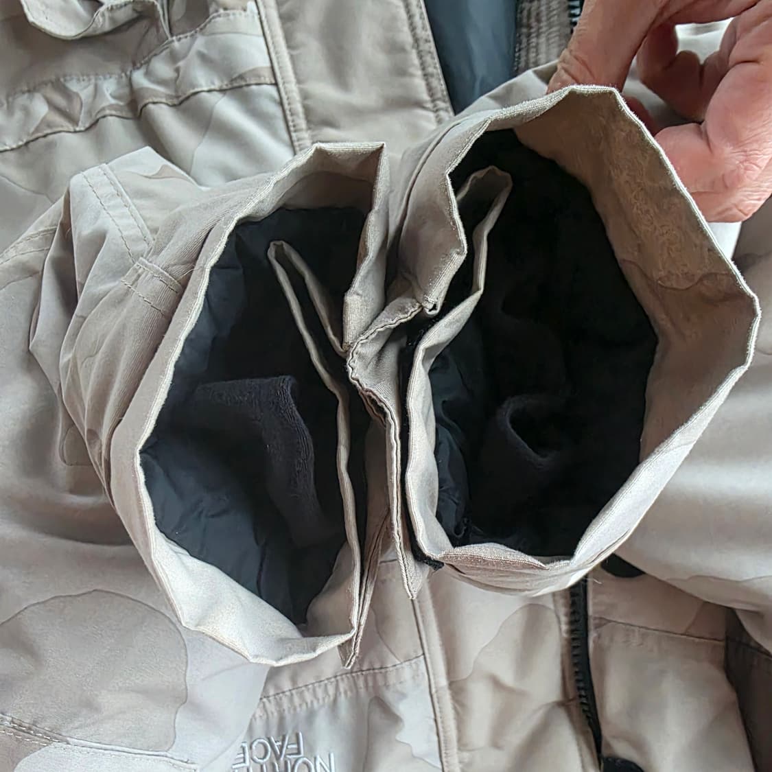 일본판 노스페이스 데져트카모 맥머도 550필 XXL판매합니다 상품이미지8