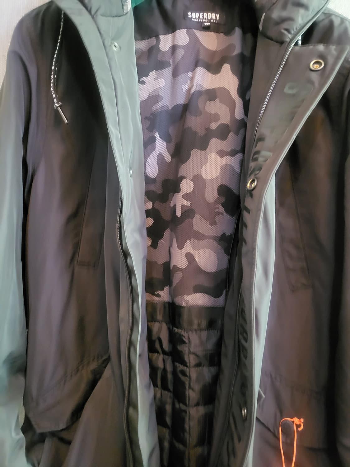 [미착용 새상품] SUPERDRY 밀리터리  카모 블랙 롱 패딩자켓 상품이미지9