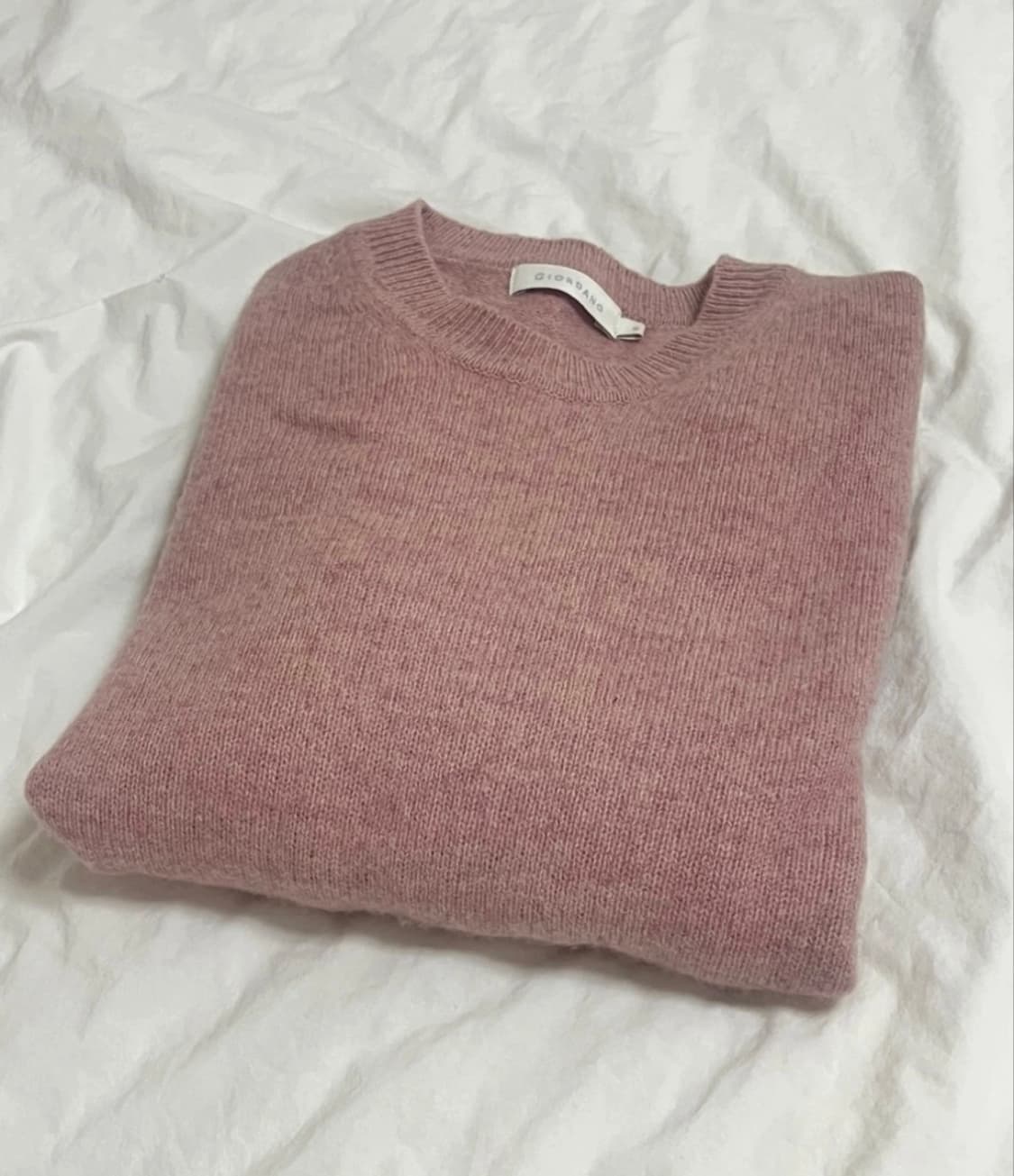 지오다노 스웨터 S사이즈 (인디핑크) 모 100% 상품이미지1