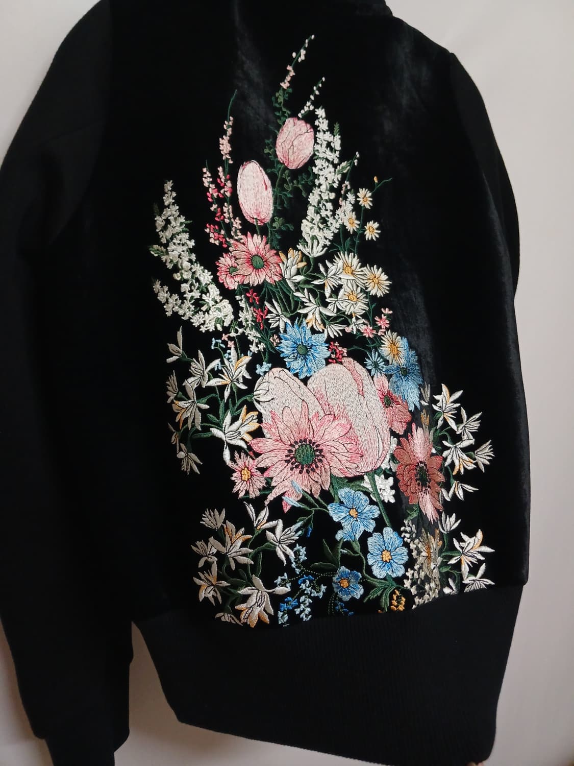 넘버투애니원 N21 자수 비즈장식 봄버 자켓 상품이미지3