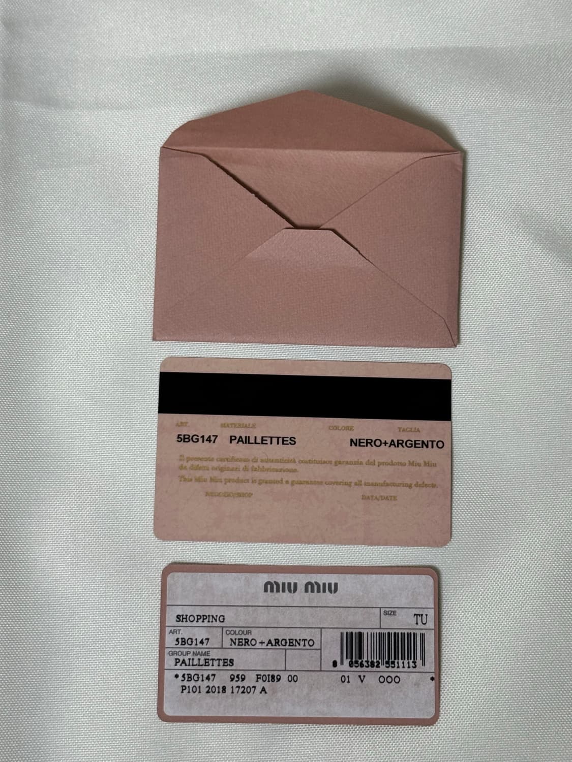 미우미우 실버 시퀸 로고 쇼퍼백 상품이미지4