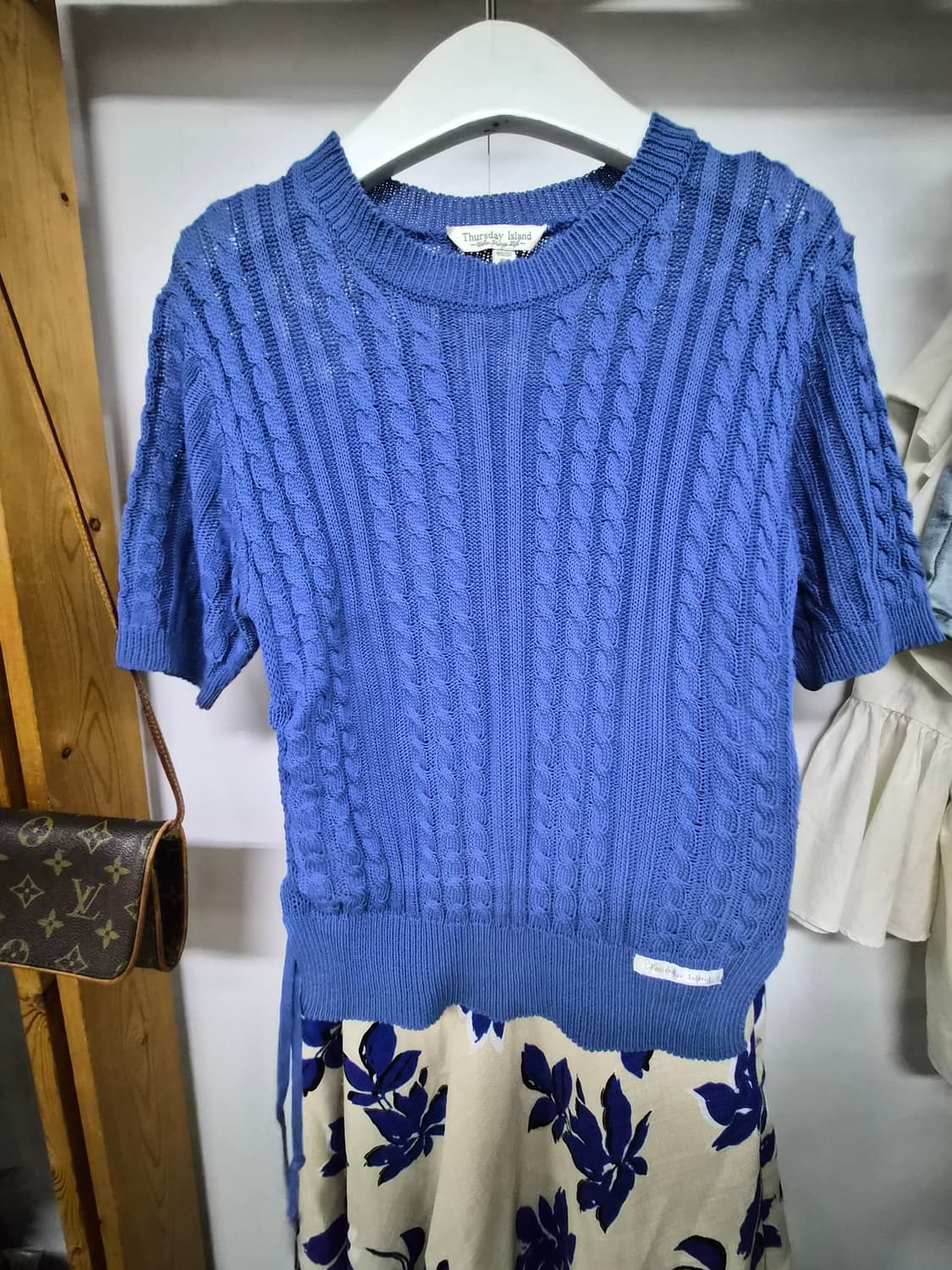 써스데이아일랜드 여름 셔링 니트 상품이미지5