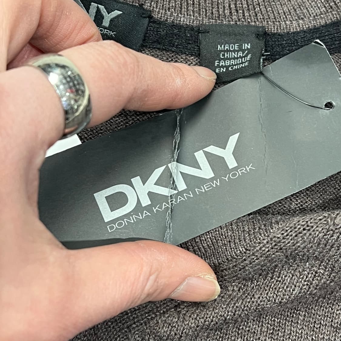 DKNY 브이넥 니트 s09055 상품이미지6