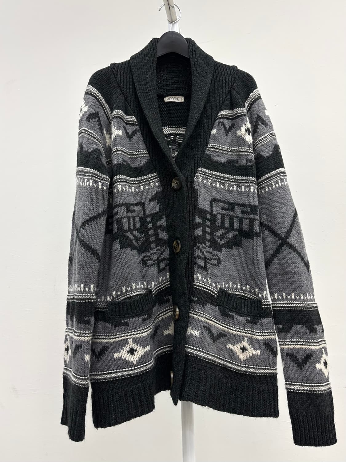 빈티지 블랙 그레이 노르딕 가디건 상품이미지4