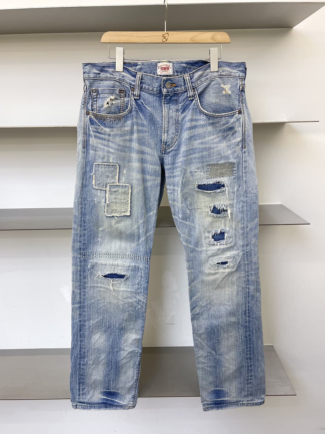 에드윈 크러쉬 데님 리페어 팬츠 상품이미지1