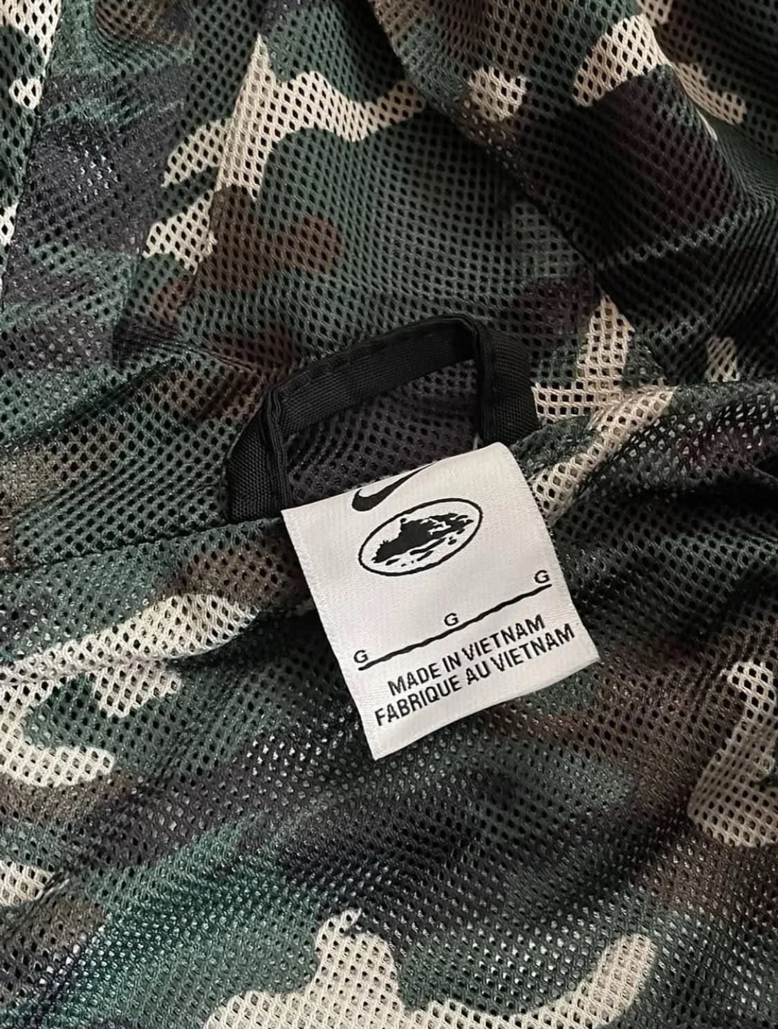 코르테이즈 나이키 빛 반사 자켓 상품이미지3