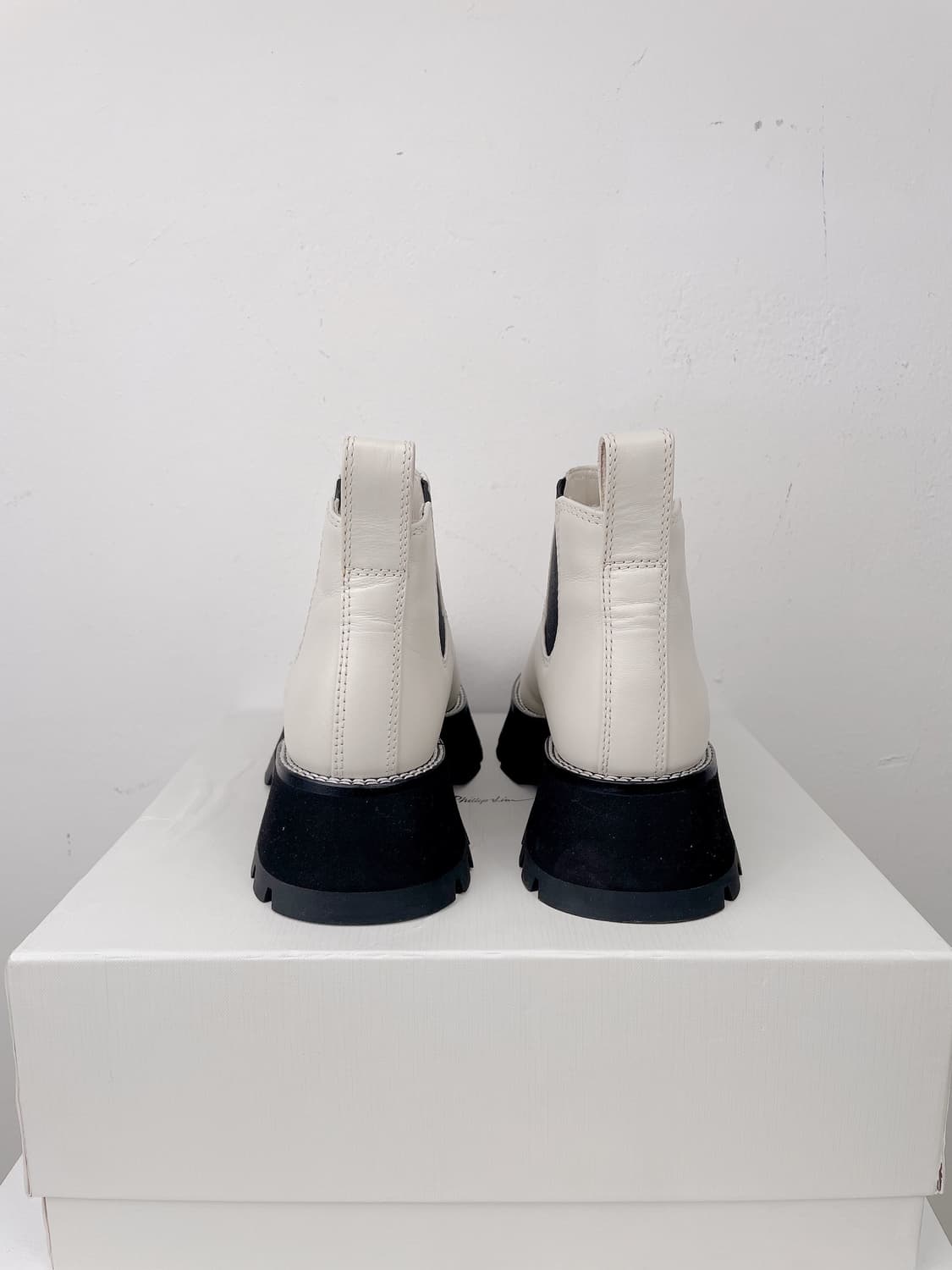 (정품/새상품) 3.1 PHILLIP LIM 필립 림 여성 소가죽 화이트 상품이미지3