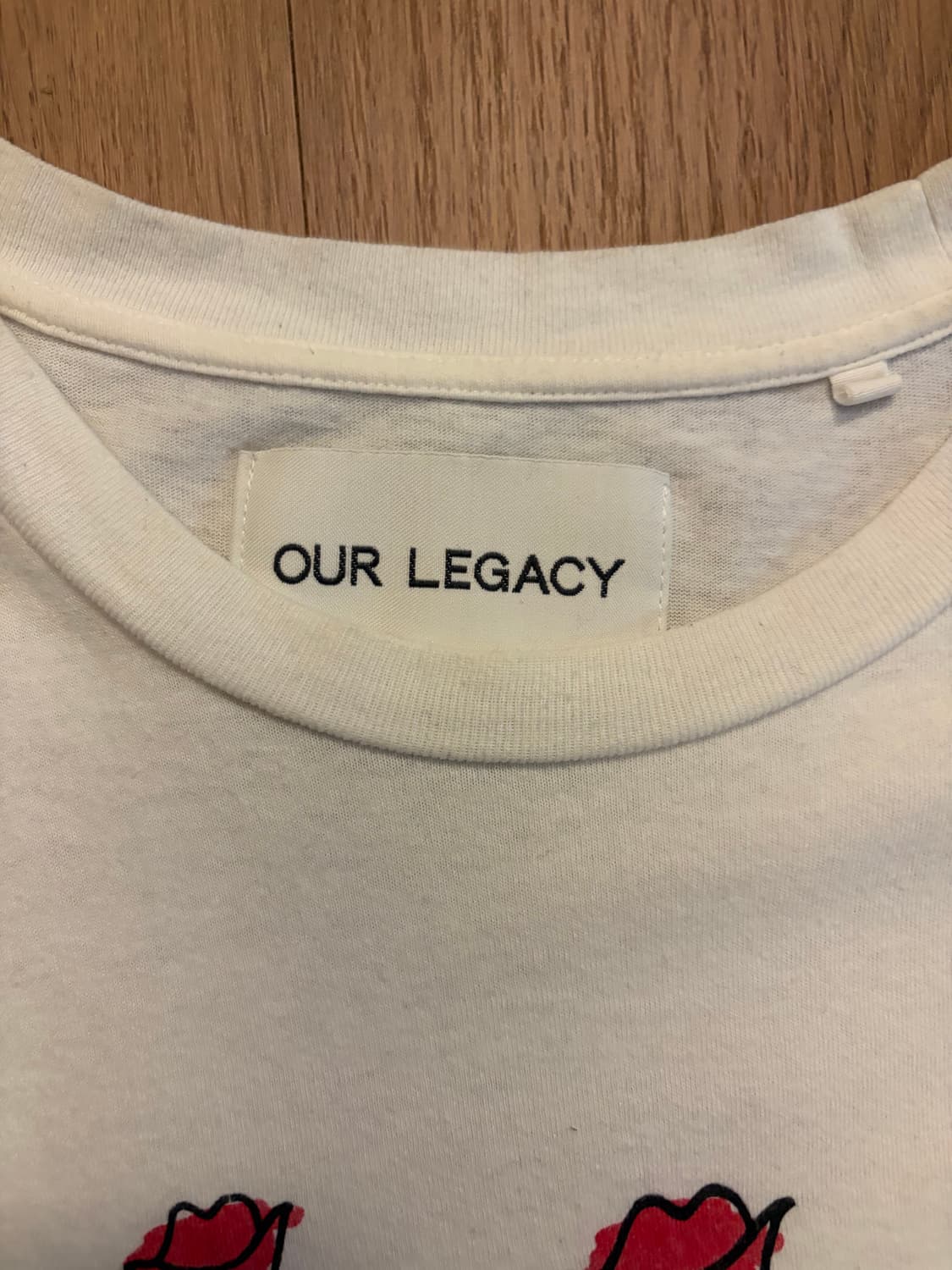 [M] 아워레가시 샬럿 키스티셔츠 상품이미지2