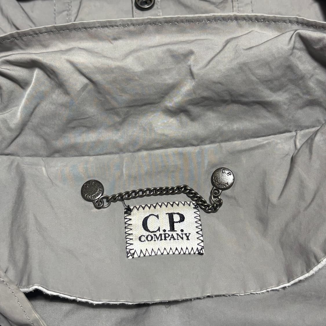 100 C.P. 컴퍼니 후드고글 그레이 바람막이 자켓 상품이미지6