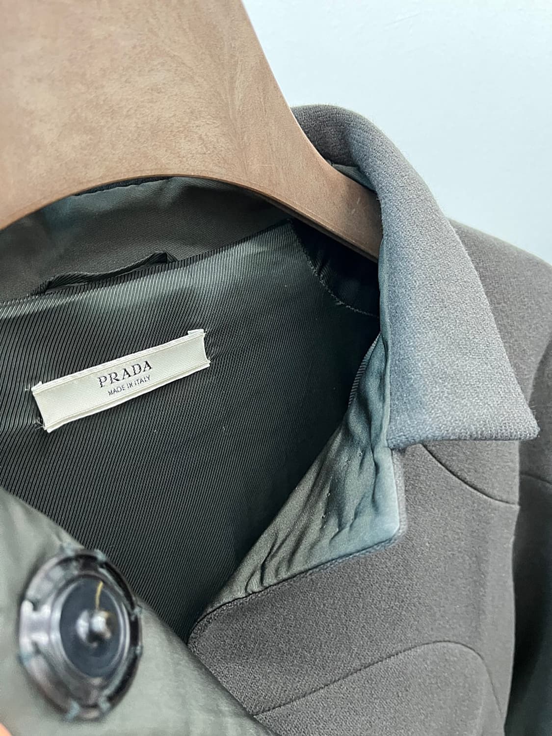 여) 프라다 벨티드 크롭 울자켓  상품이미지9