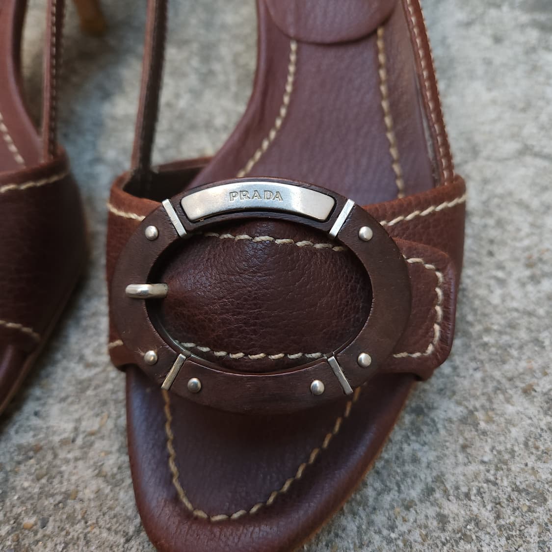 [37] Prada 브라운 다임 말론 레더 샌들 슈즈 (240) 상품이미지3