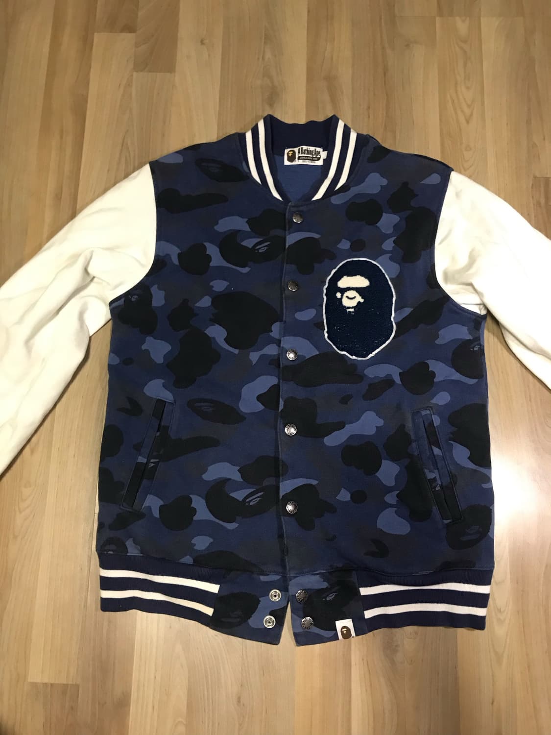 베이프 바시티 자켓 상품이미지1