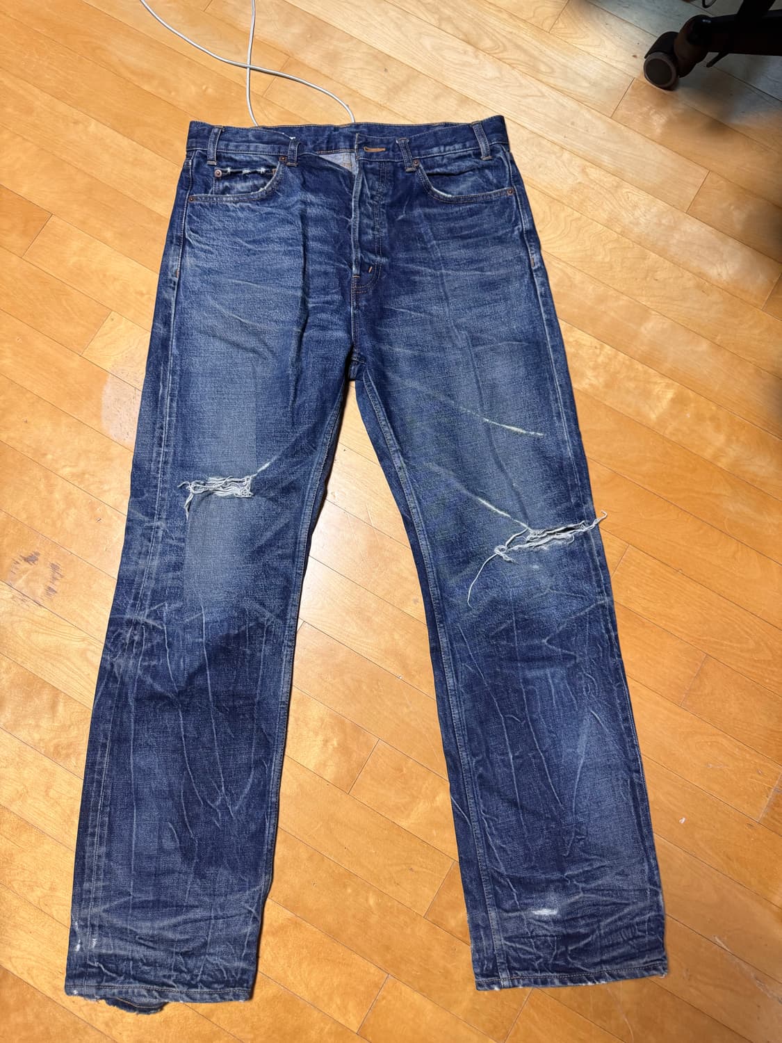 셀린느 문라이트 워싱 셀비지 진 상품이미지1