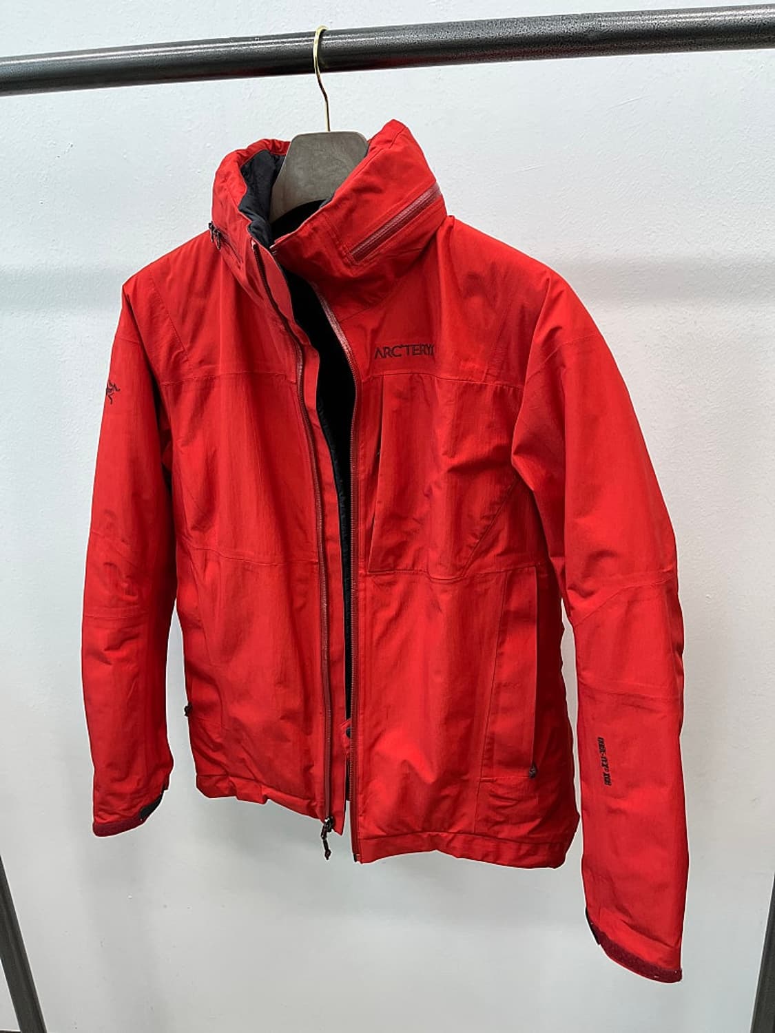 여) 아크테릭스 피션 AR 고어자켓  상품이미지1