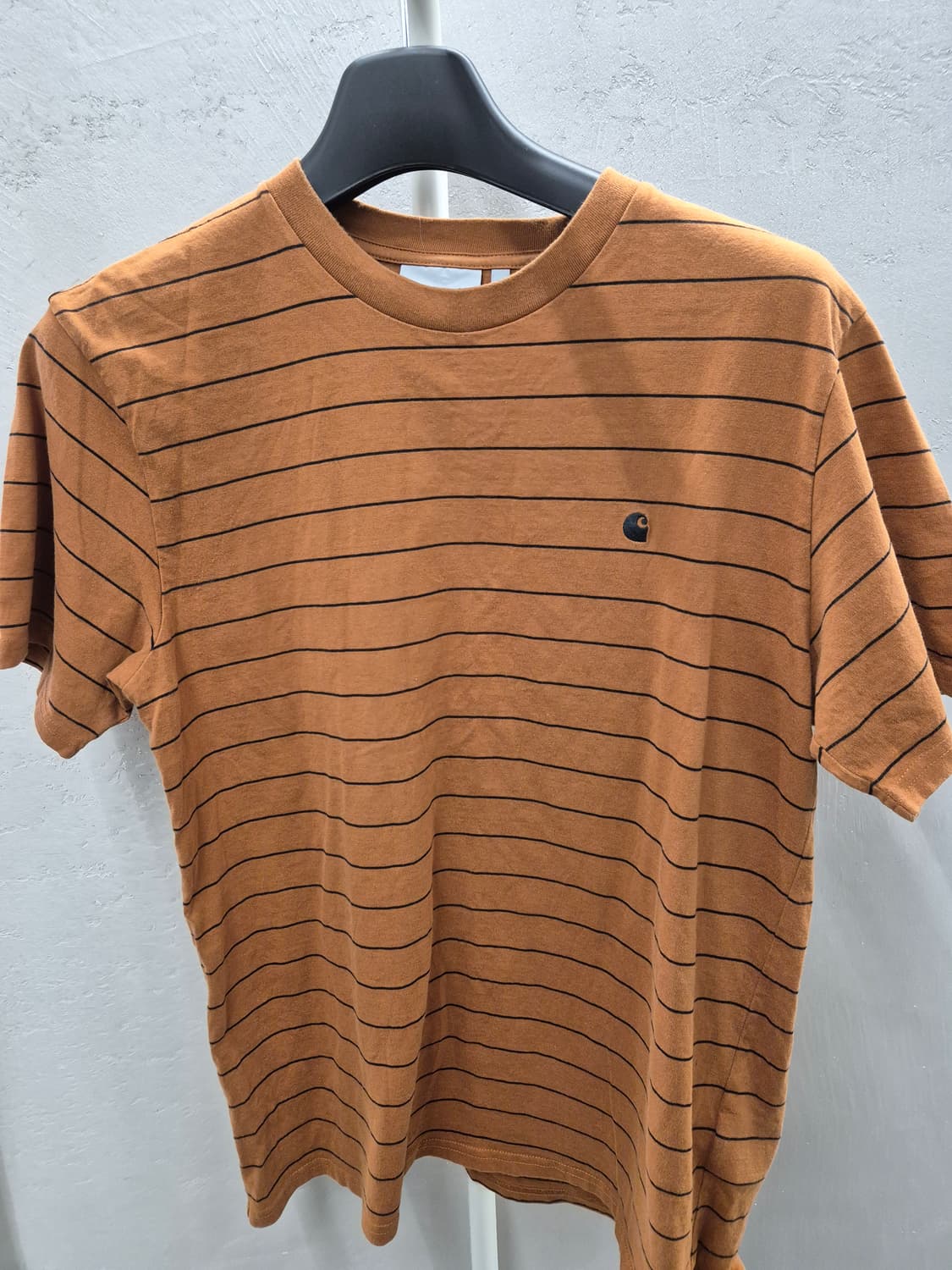 칼하트 WIP 스트라이프 반팔 티셔츠 브라운 L 상품이미지2