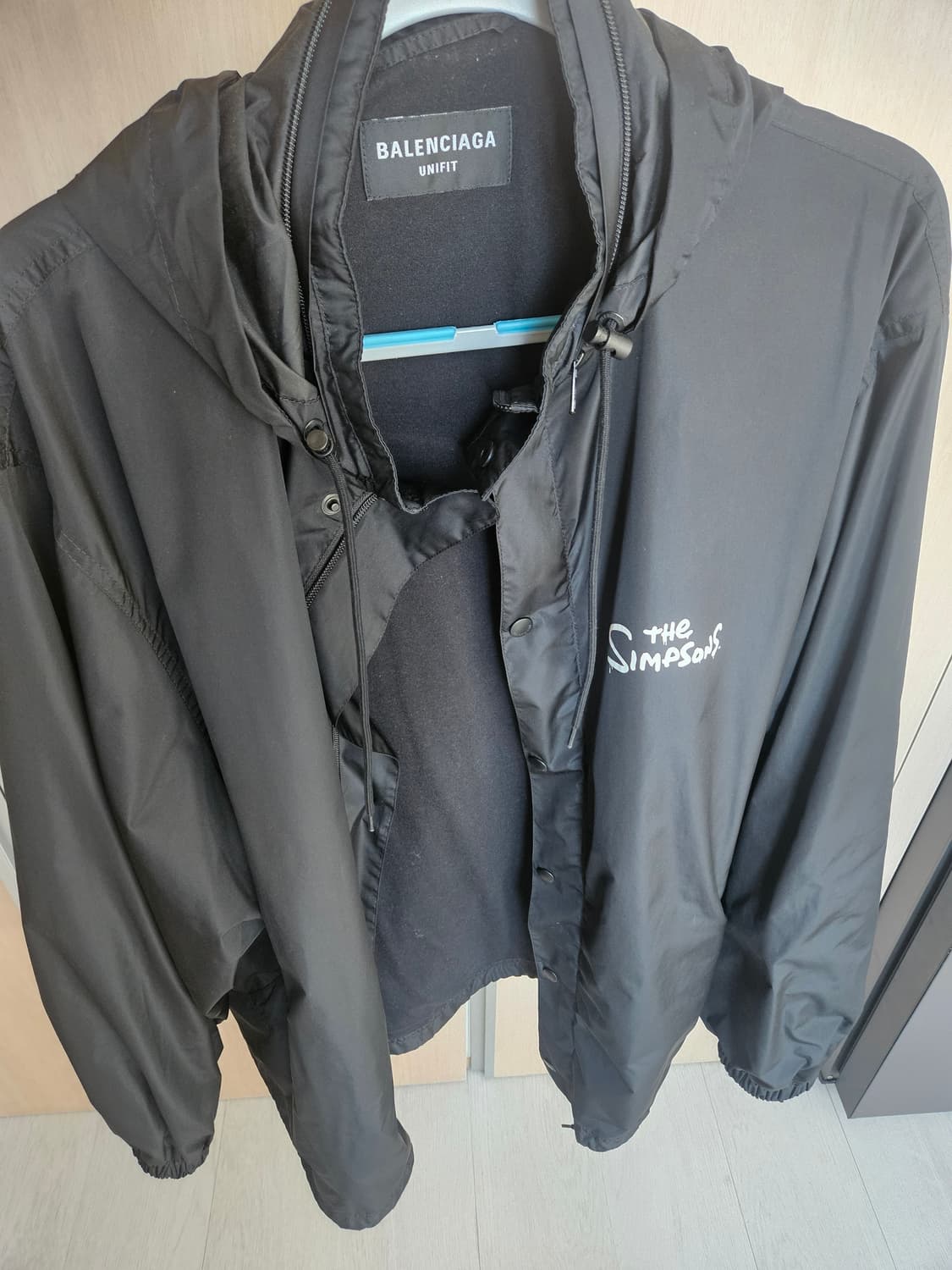 발렌시아가 더 심슨 바람막이 s 오버핏 상품이미지1