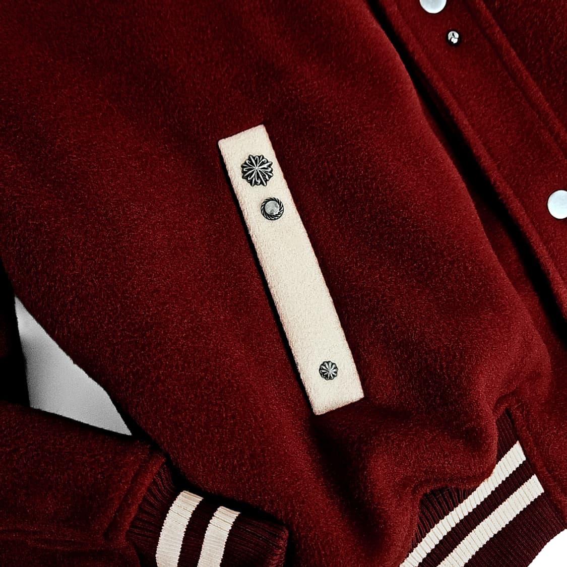 Kyne 웨스턴리벳 패딩 바시티자켓 (red) 상품이미지8