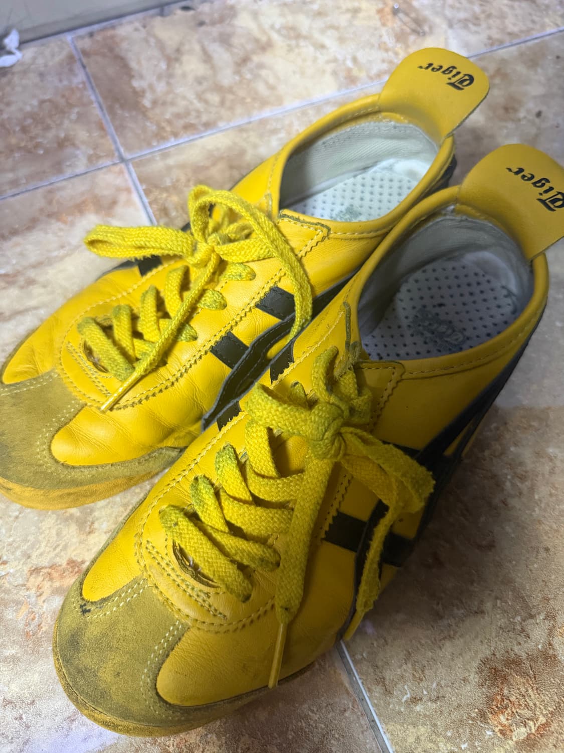 오니츠카 타이거 멕시코 66 옐로우 블랙 상품이미지2