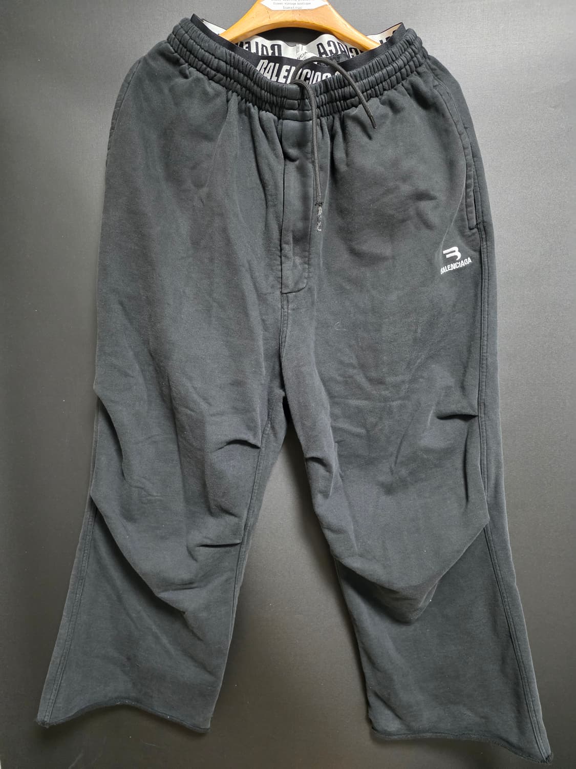 발렌시아가 트롱프뢰유 복서 스웨트팬츠 새깅 배기 상품이미지2