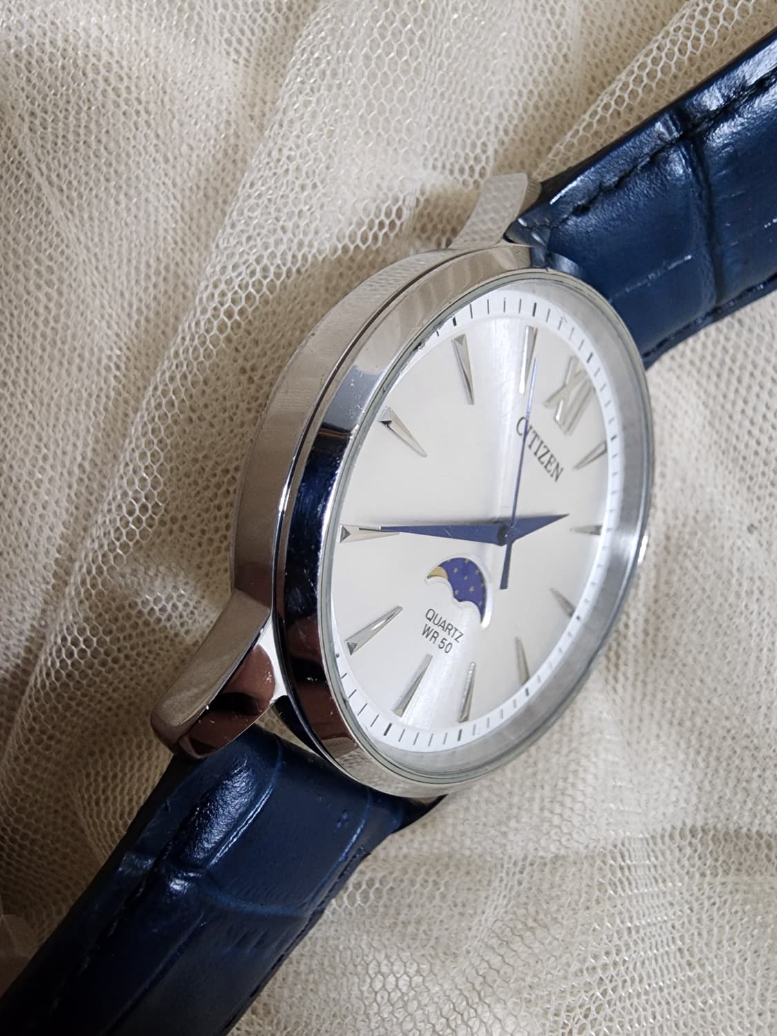 시티즌 문페이즈 쿼츠 가죽 시계 상품이미지10