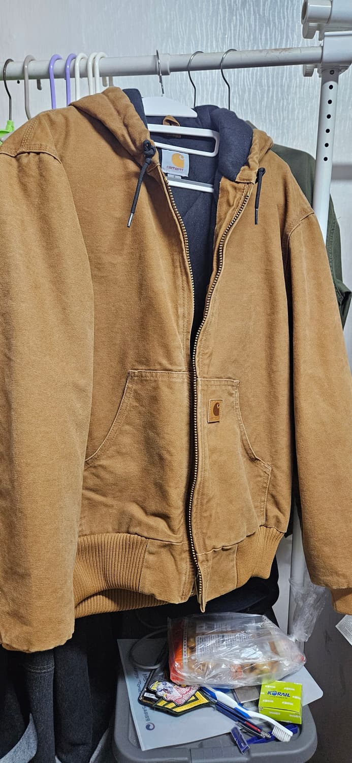 칼하트 액티브 j130 자켓팝니다 s사이즈 상품이미지1