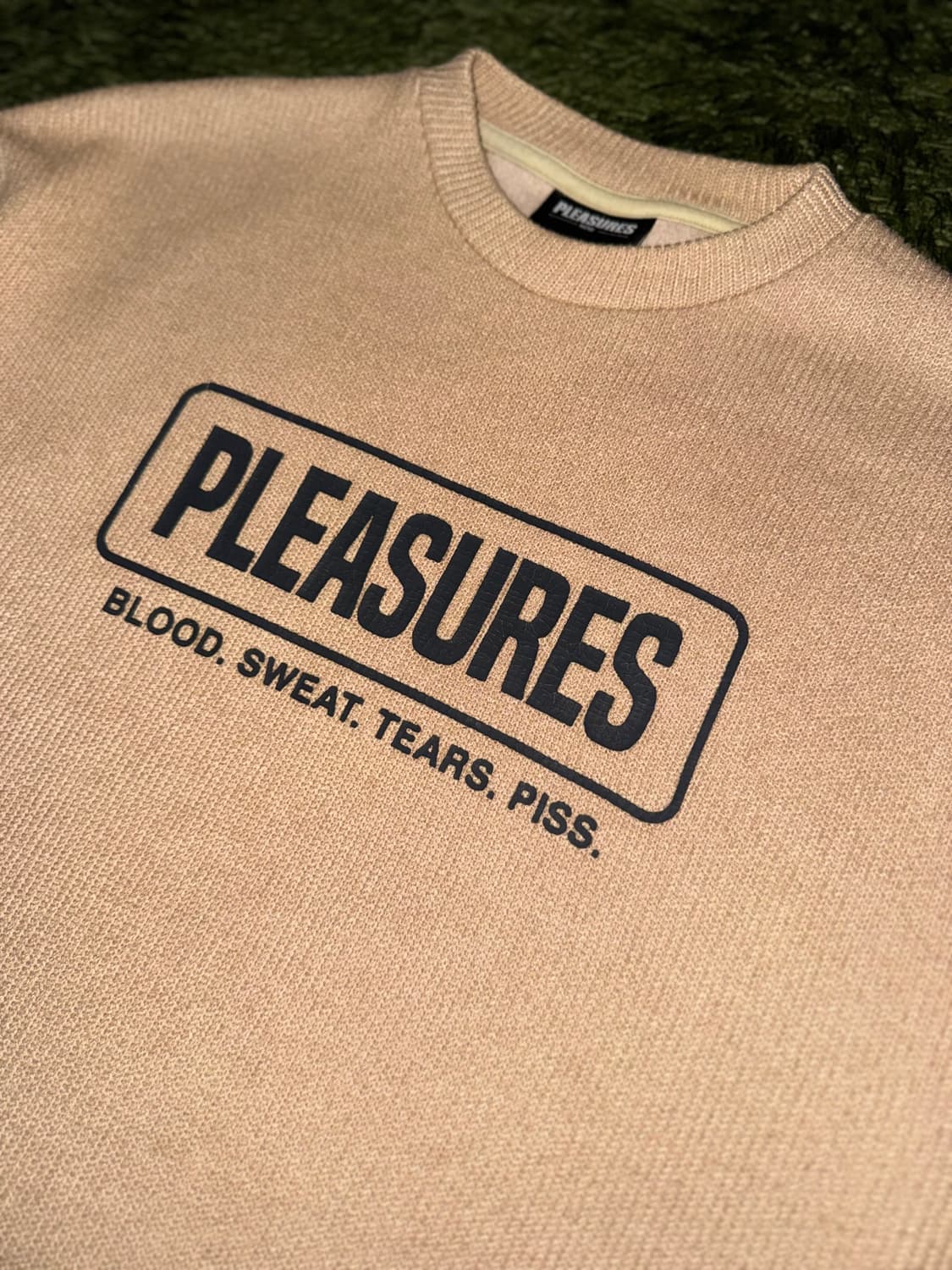 [M] Pleasures 플레져스 프레스노 크랙 로고 릴렉스핏 니트 상품이미지2