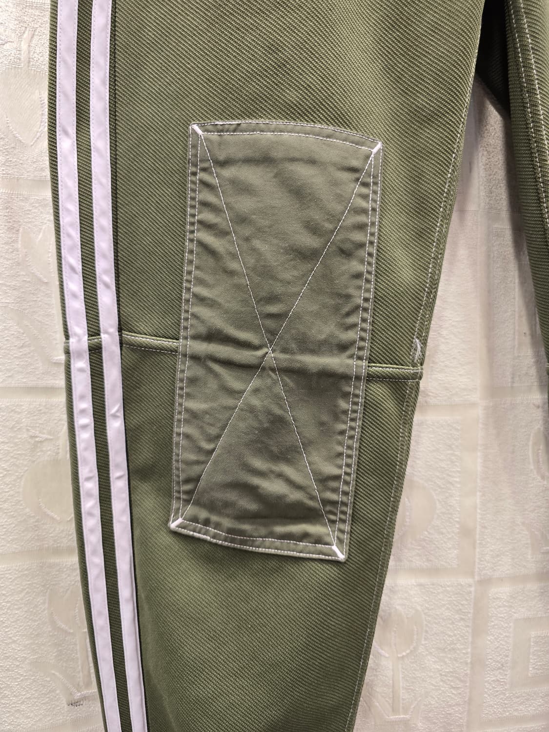 거의새거) 아디다스 워크웨어 트랙 팬츠 올리브 L(29~30) 상품이미지4