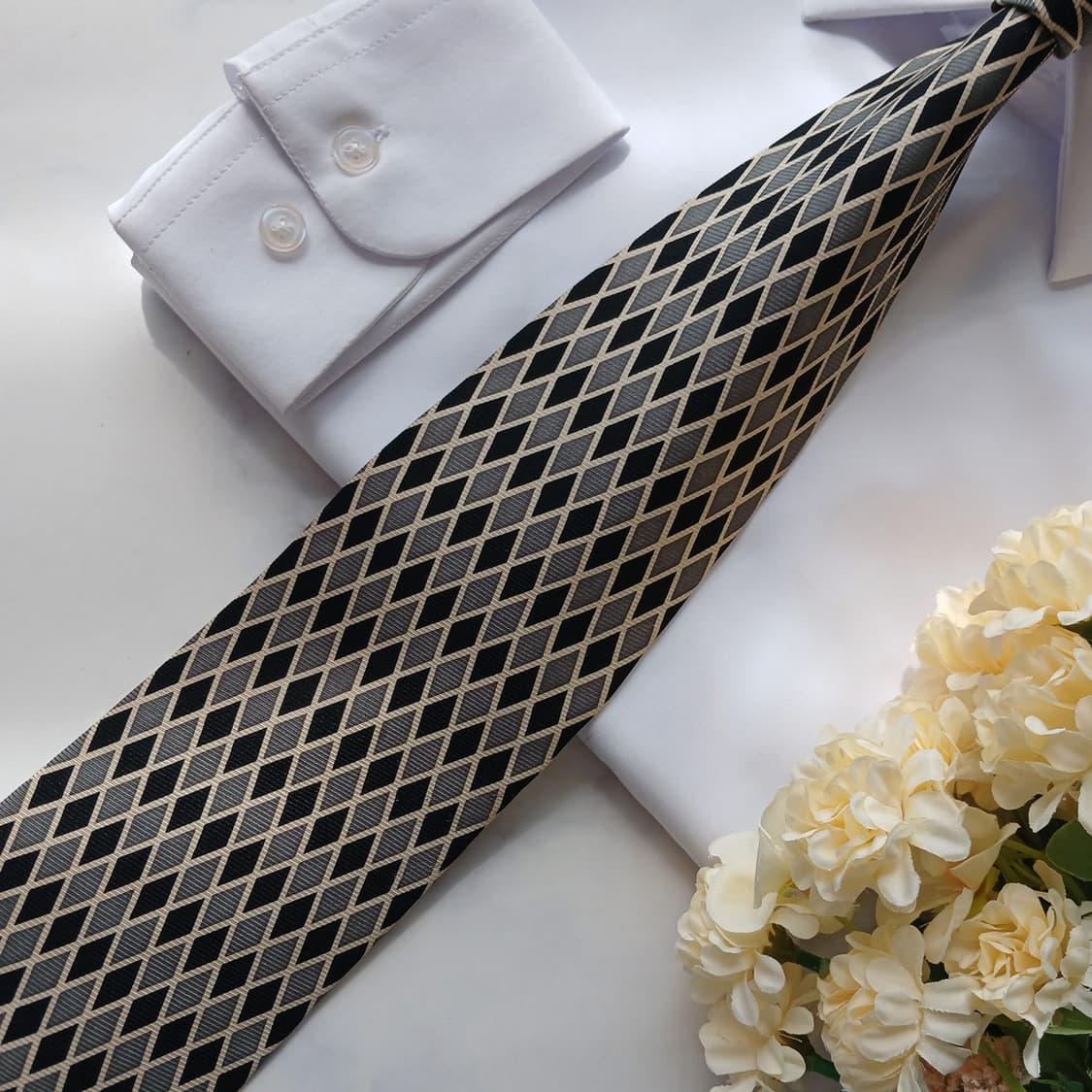 디올 실크 블랙 베이지 기하 패턴 넥타이 9.5cm B등급 E828 상품이미지3