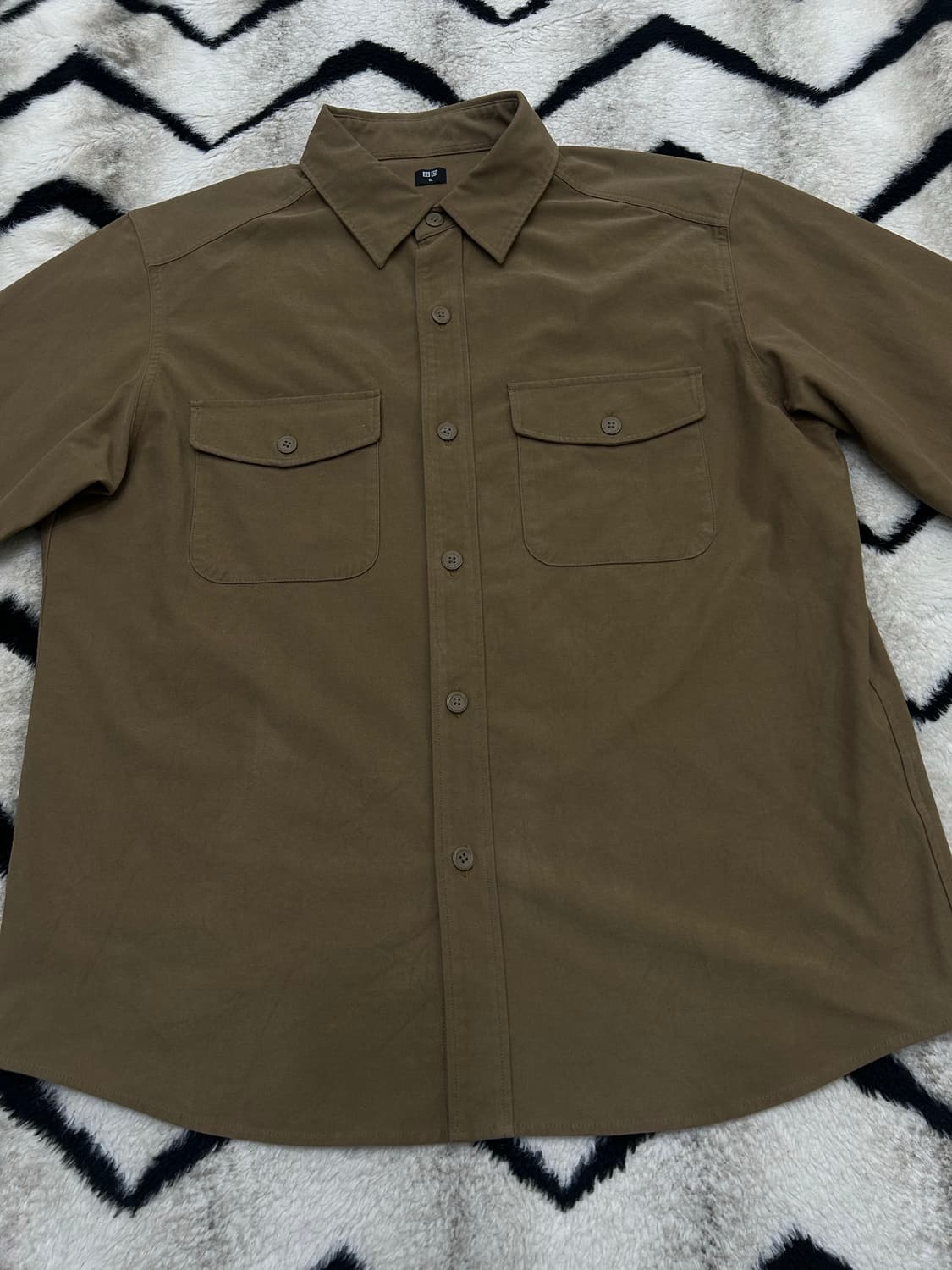 [XL]유니클로 투포켓 오버핏 셔츠/카멜 상품이미지3