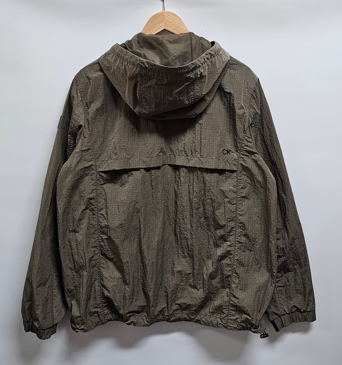 캘빈클라인 퍼포먼스 후드 바람막이 자켓 L 상품이미지2