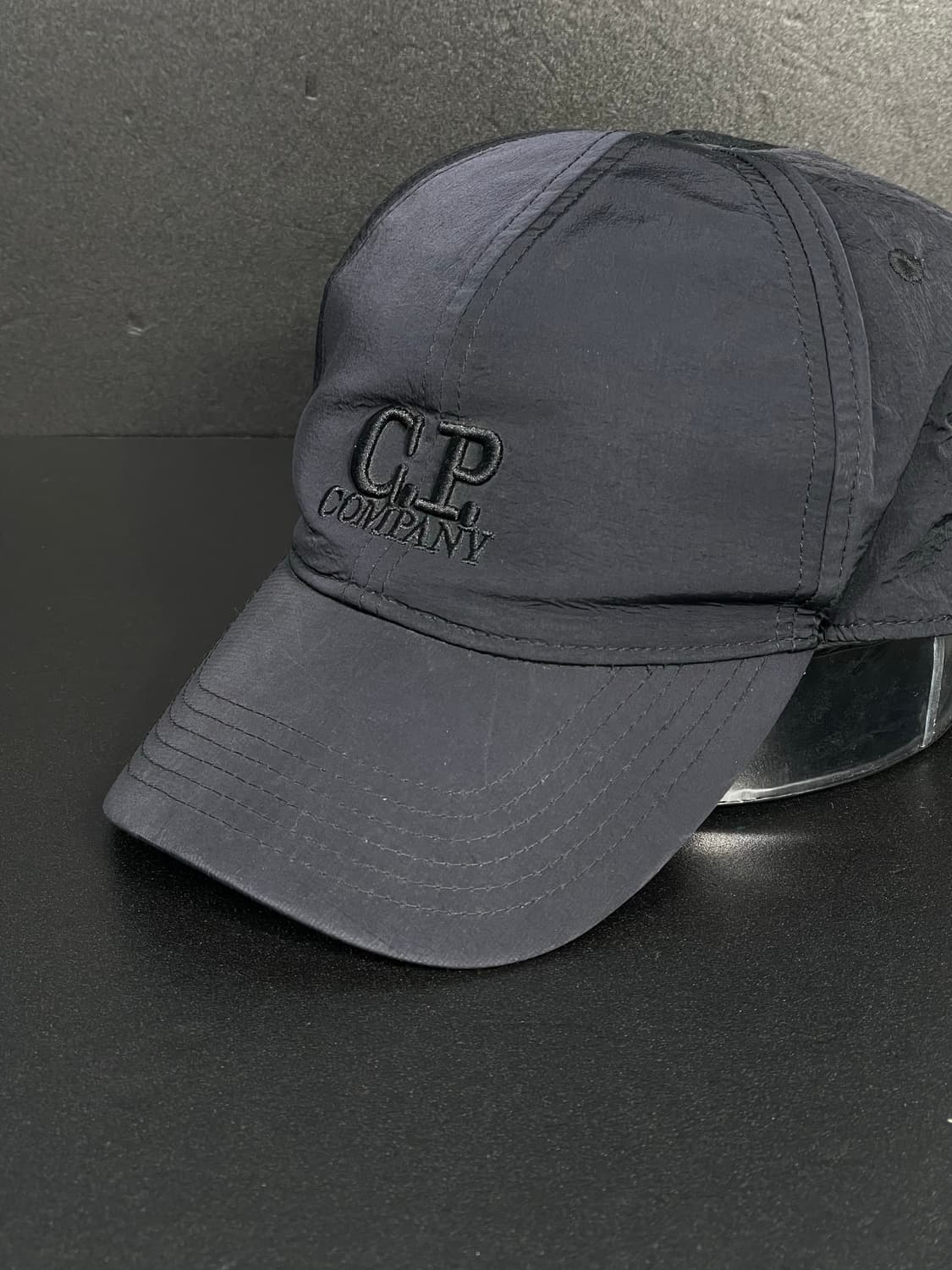 [XL] CP컴퍼니 크롬-R 고글 볼캡 QR인증 상품이미지5