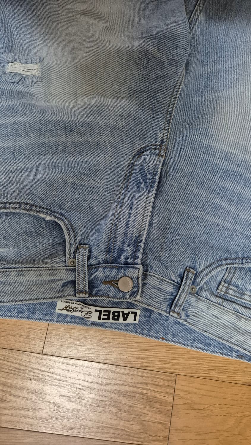 라벨아카이브 마리암 디스트레스드 와이드핏진 라이트블루워시드 3사이즈 상품이미지4