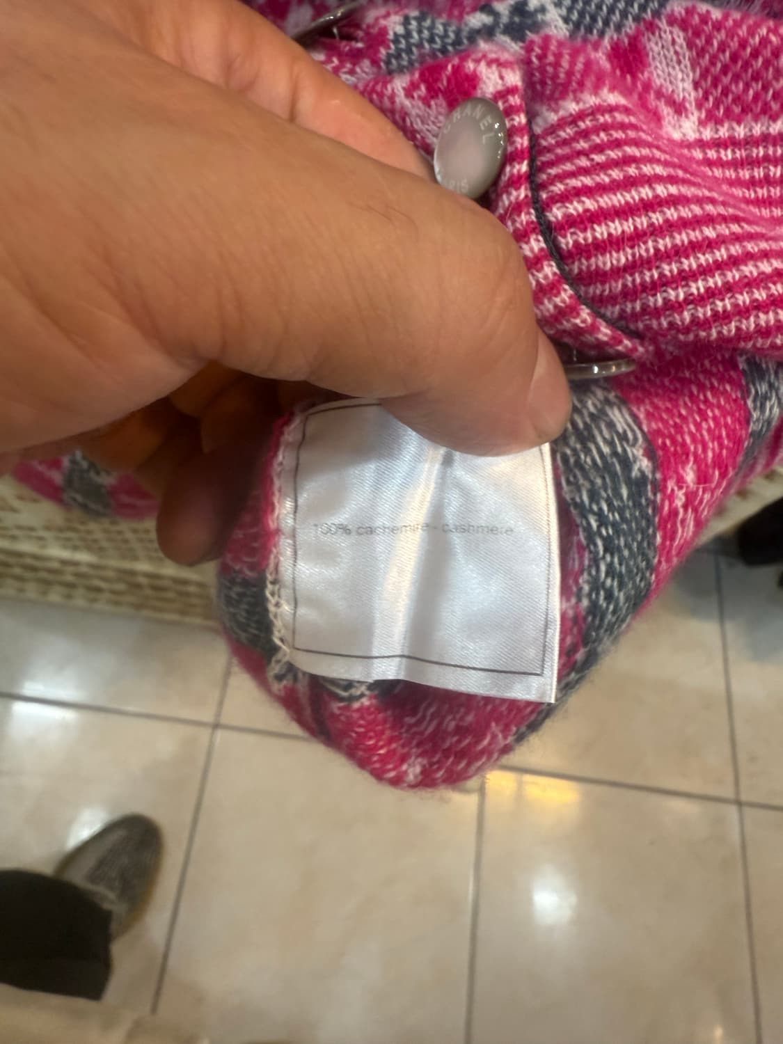 40/55 정품 샤넬 캐시미어 가디건 팝니다 상품이미지5