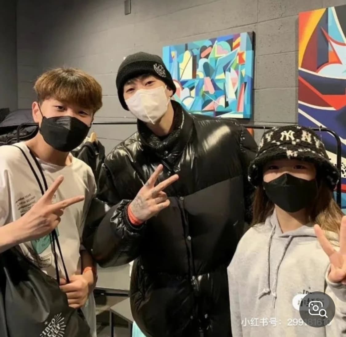 몽클레어 에이나드 Aynard 유광패딩 4사이즈 (박재범착용) 상품이미지9