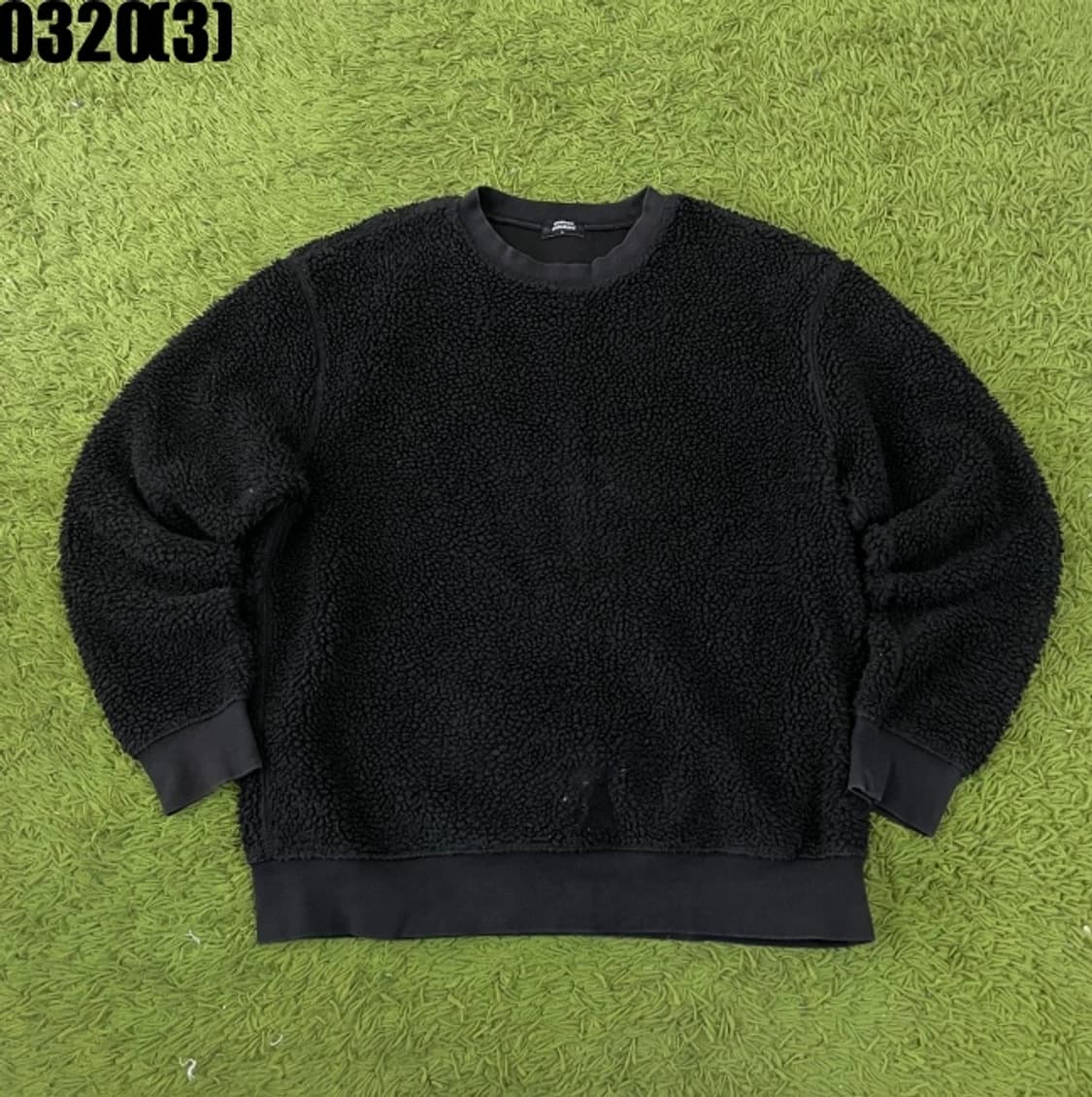 무신사스탠다드 플리스 맨투맨 상품이미지1