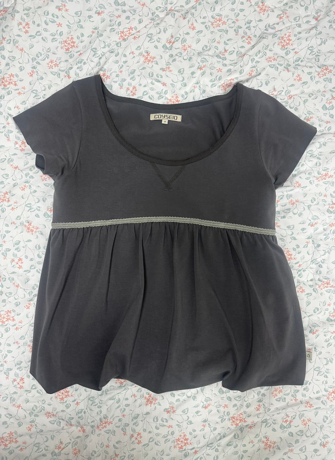 LACE BALLOON T-SHIRT DARK GREY LACE BALL 상품이미지1