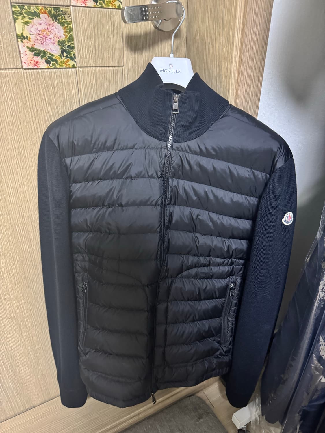 몽클레어김현우니트패딩 xl 상품이미지1