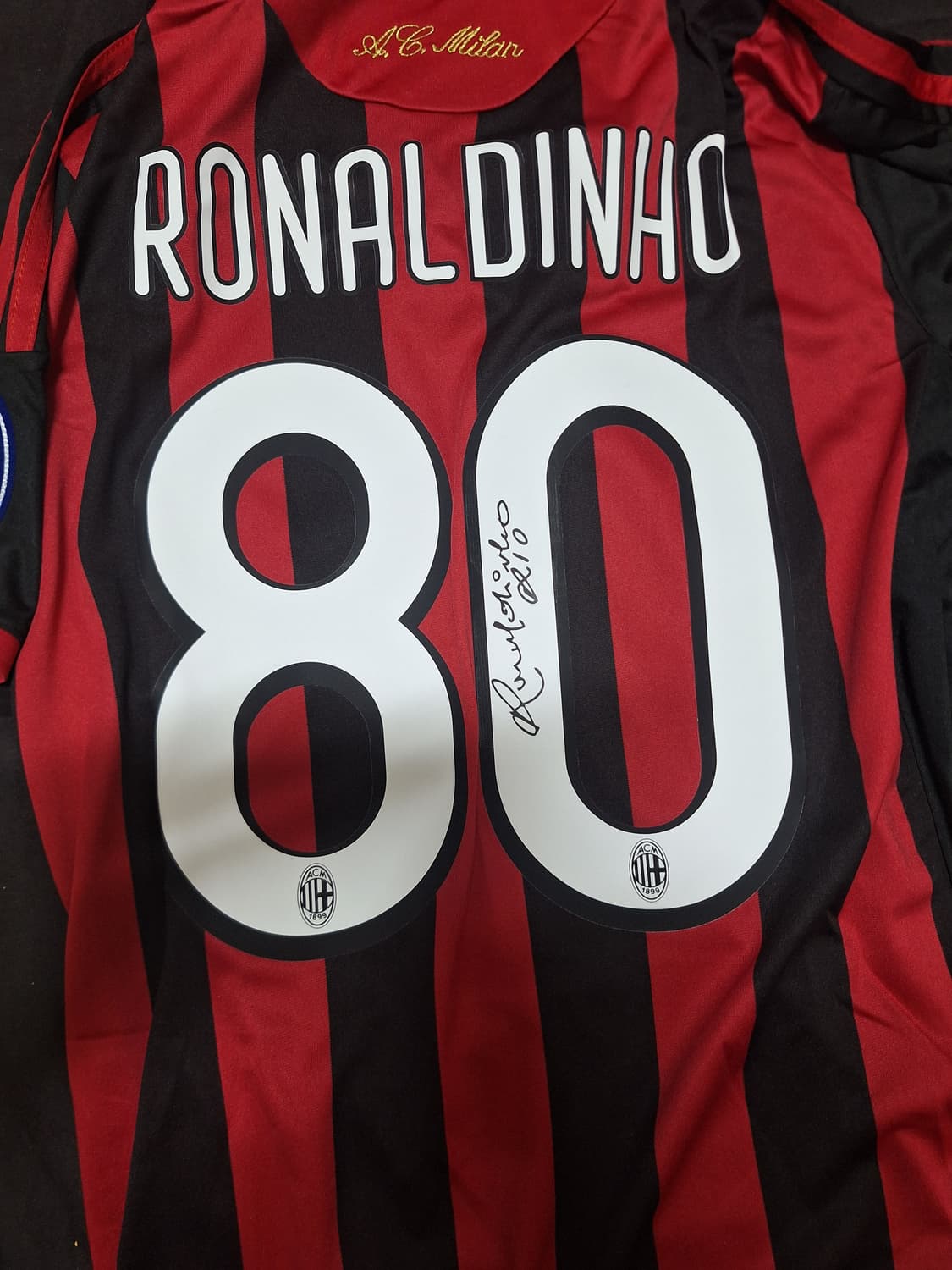 호나우지뉴 ac밀란 레트로 축구유니품 반팔 상품이미지1