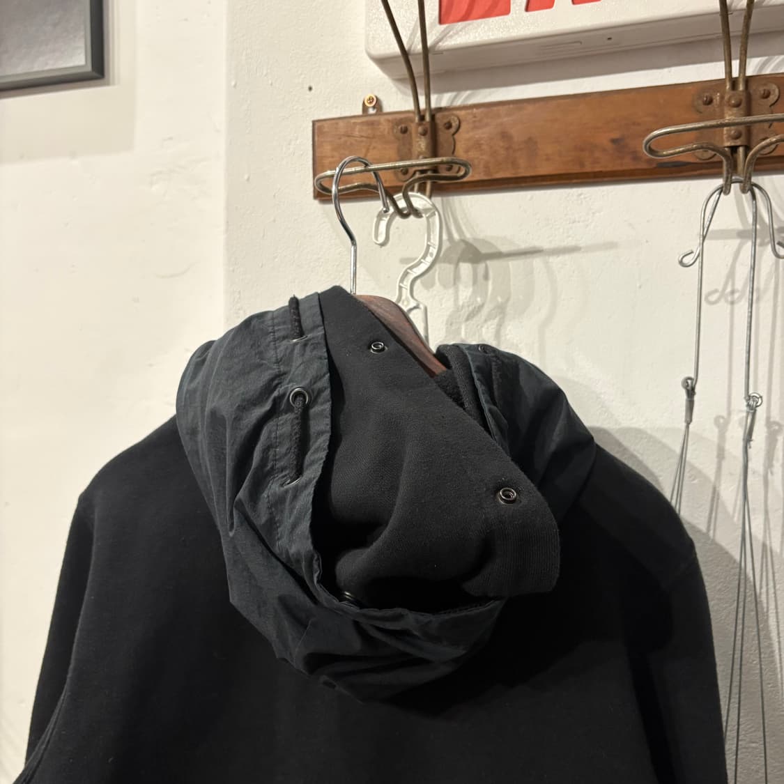 씨피컴퍼니 렌즈 더블 후드 집업 상품이미지6