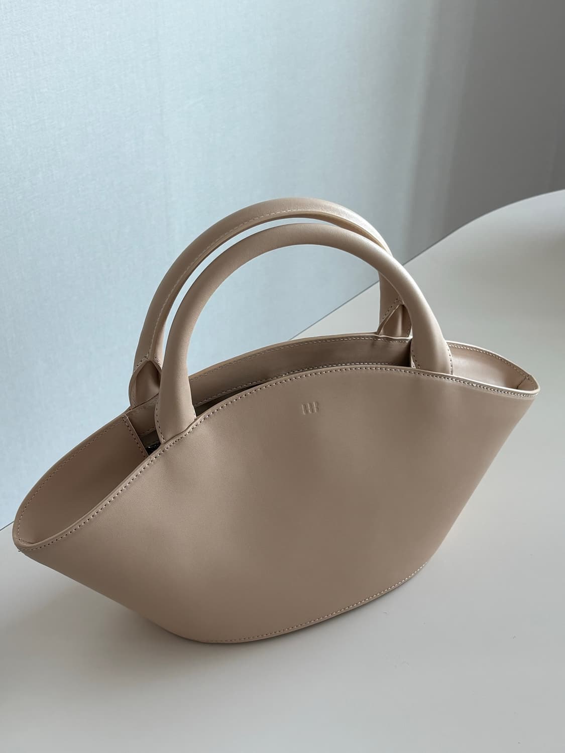 피피비 탑핸들 토트백 (Parabola Basket Bag) 상품이미지1