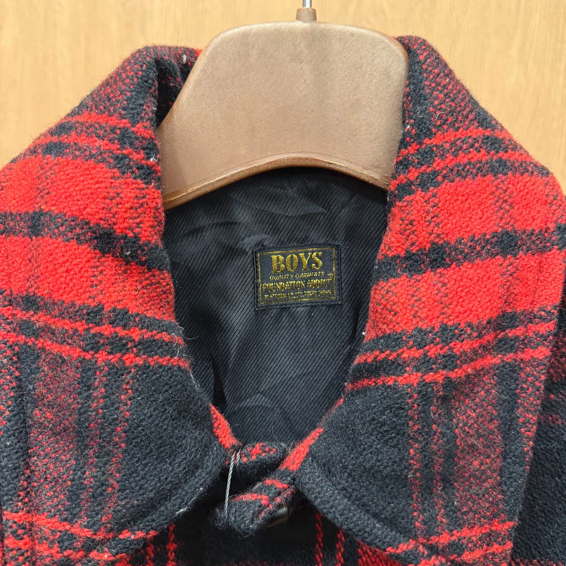 보이즈 파운데이션 울 체크 자켓 로고 자수 디테일 레귤러핏 레드 체크 상품이미지7