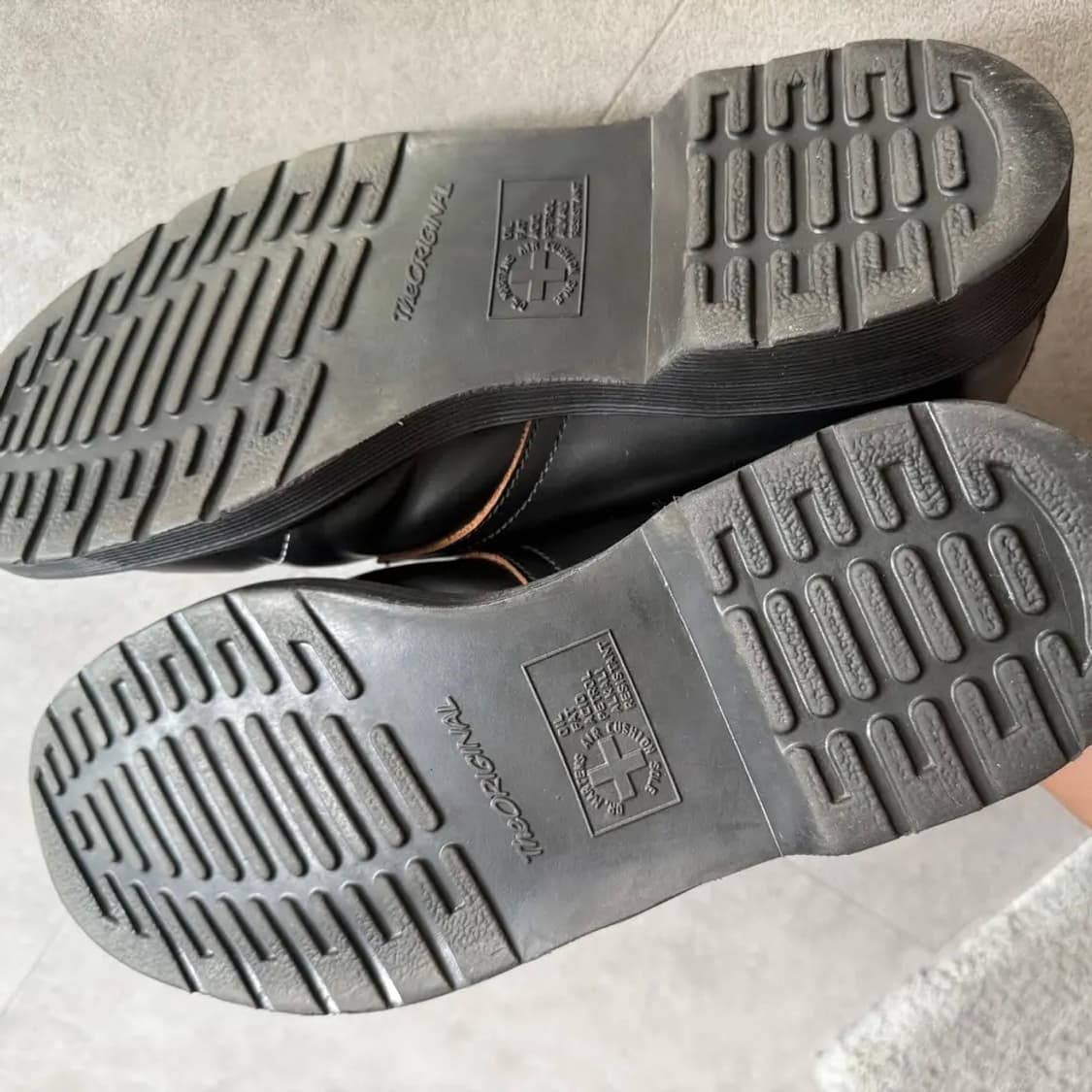 슈프림 닥터마틴 스파이더웹 270 상품이미지2